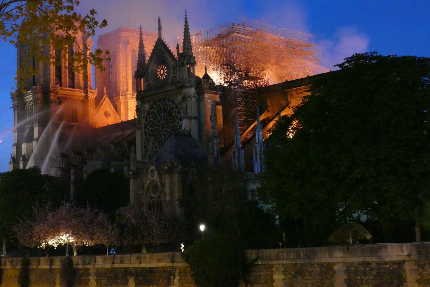 Põleng Pariisi Notre-Dame'is 15. aprillil 2019