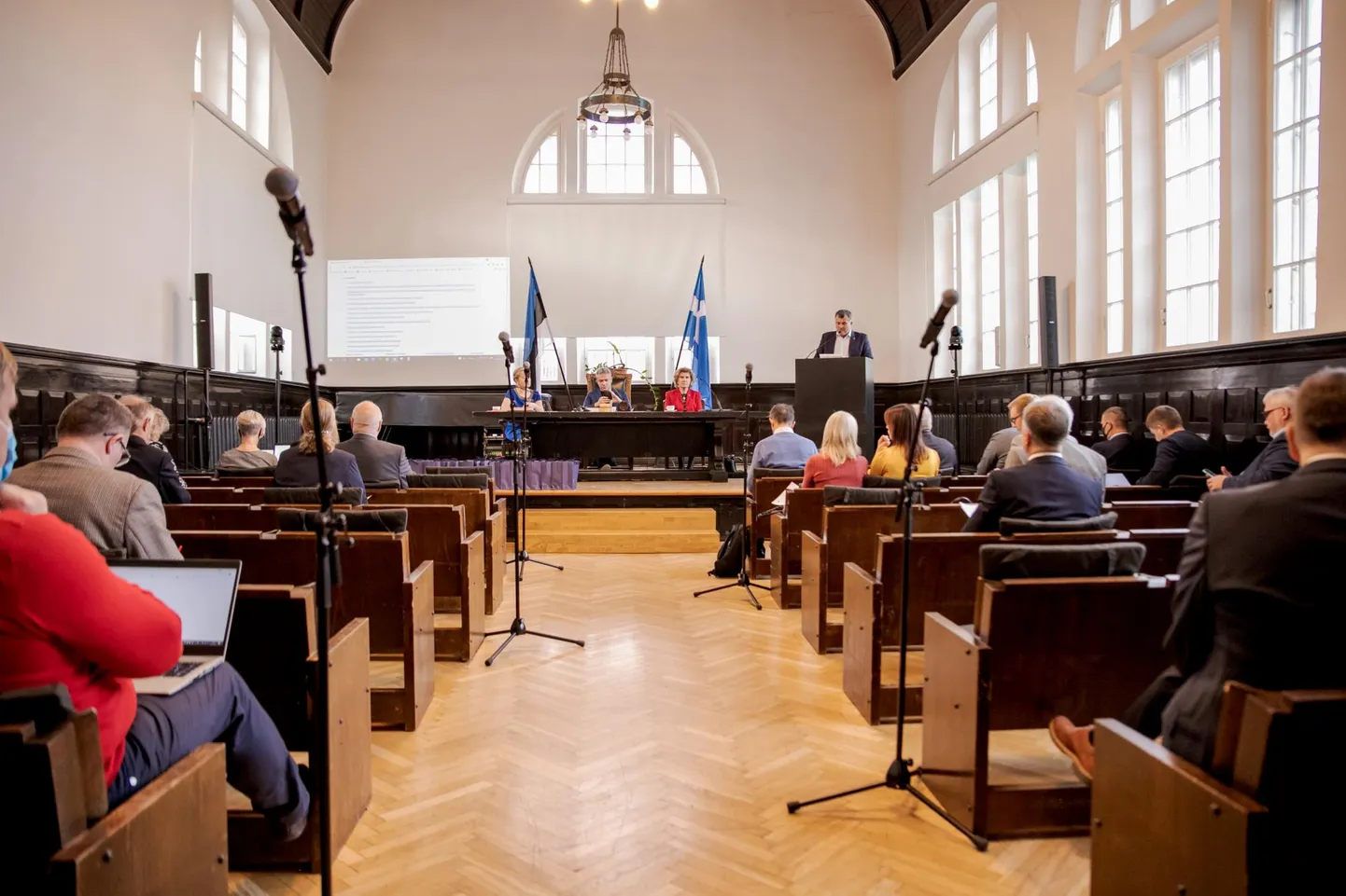 Pärnu linnavolikogu uue koosseisu esimene istung toimub 16. novembril.