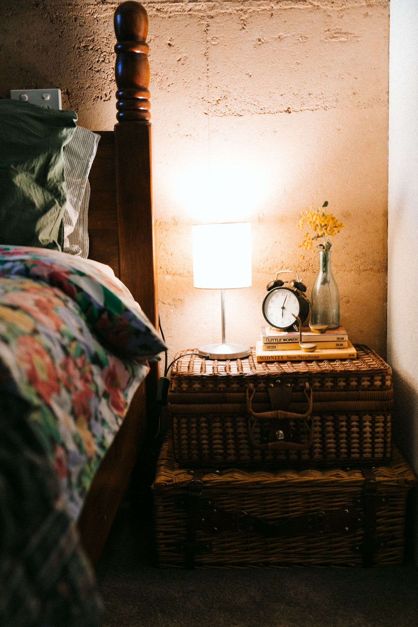 Обстановка и температура воздуха в спальне крайне важны для хорошего сна