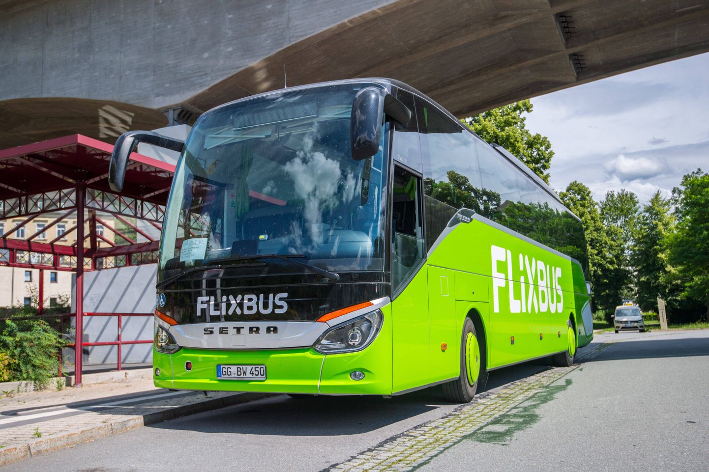 Автобус компании FlixBus, снимок иллюстративный.