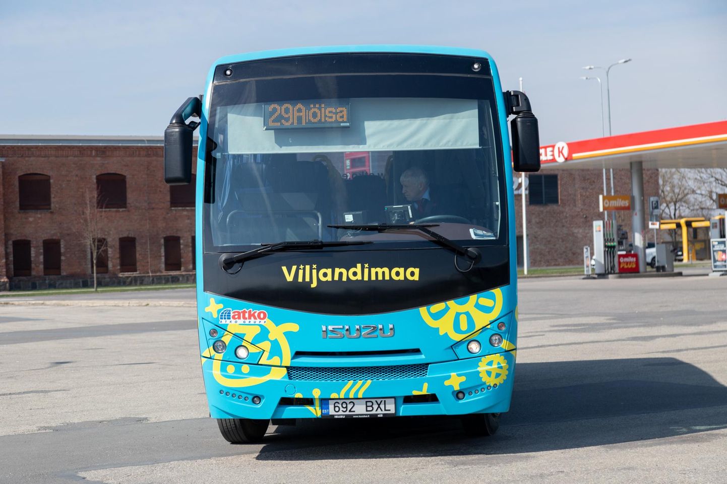 Viljandimaal veavad sõitjaid Atko bussid.