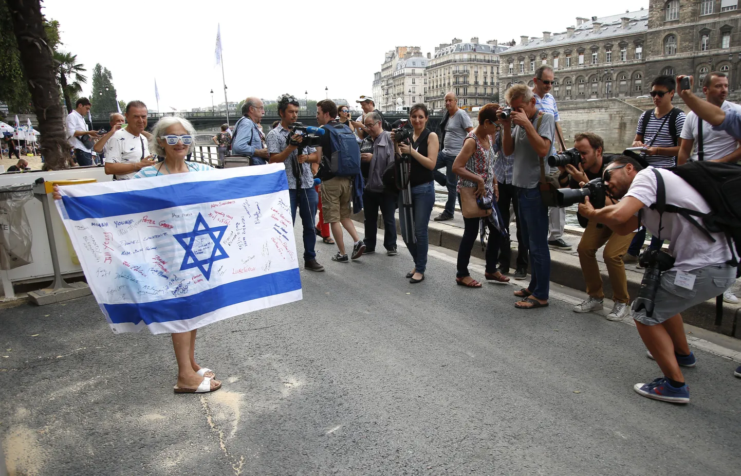 Iisraeli lipp Tel Avivi ranna avamisel