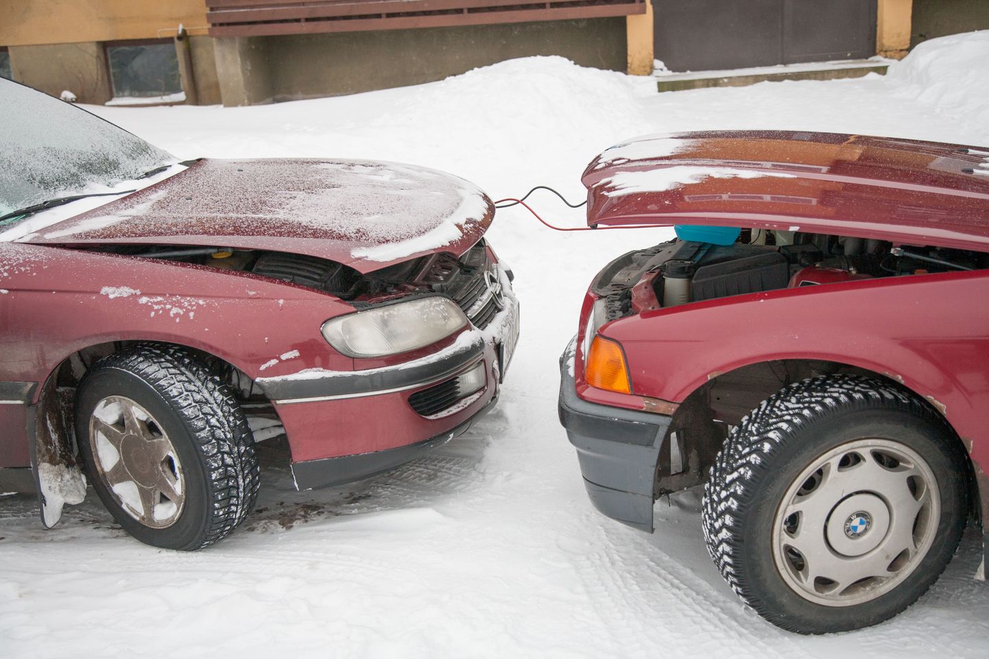 Talvisel ajal tuleb ikka ette, et auto ei taha käivituda.