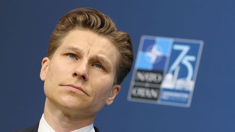 Ķīna masīvi finansē Krievijas karu, pauž Somijas ministrs