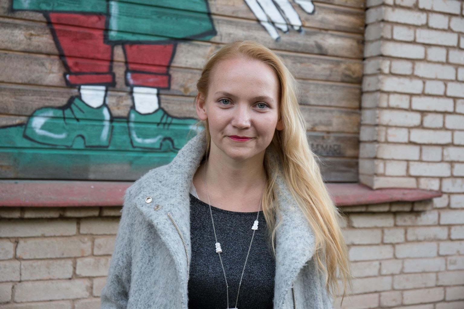 Kursuse õpetajaks on Viljandi kunstikooli direktor Kadri Kallast.