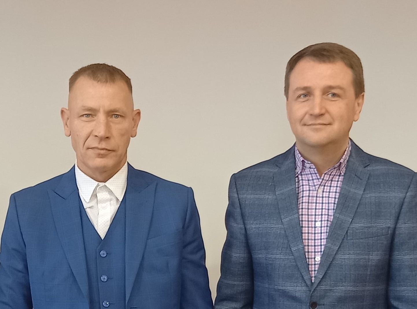 Janek Pahka ja Eduard Odinets sõlmisid koos Reforrmierakonna ja valimisliiduga koalitsioonileppe ka vahetult pärast 2021. aasta kohalikke valimisi, aga see võimuliit ei pidanud vastu ühte nädalatki.