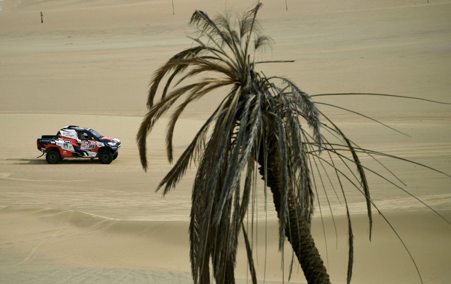 Andre Villas-Boas läbis Dakari rallil enne katkestamist kolm etappi.