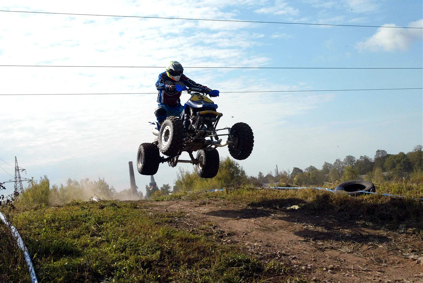 Võistlus-ATV maksab keskklassi auto hinna.