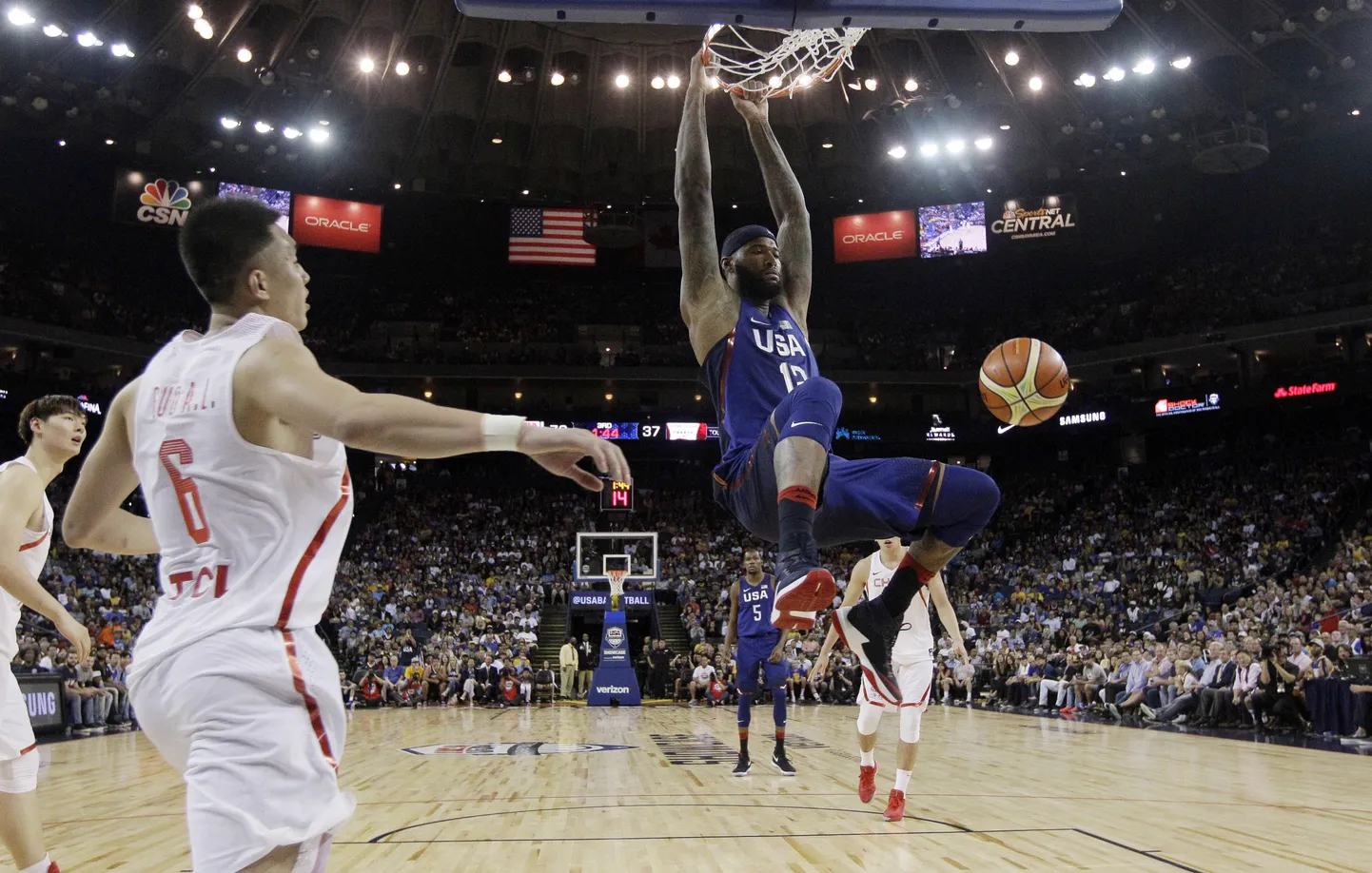 DeMarcus Cousins pealtpanekul.