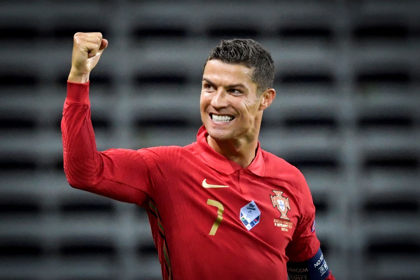 Portugali vutiäss Cristiano Ronaldo võis eile Rootsi vastu löödud väravate üle rõõmustada mitmekordselt.