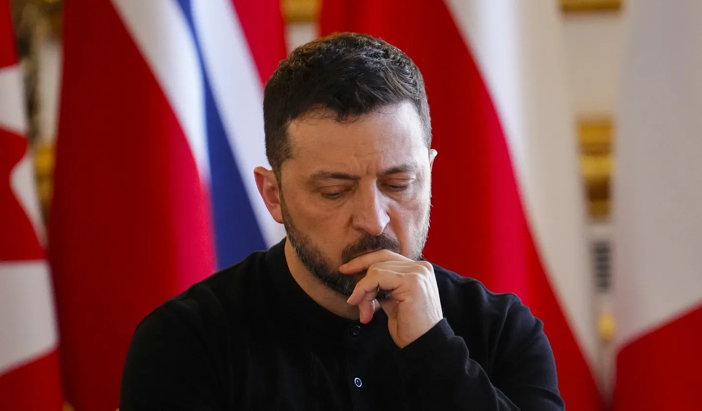 Ukraina president Volodõmõr Zelenskõi Suurbritaania eestvedamisel toimunud tippkohtumisel 2. märtsil 2025.
