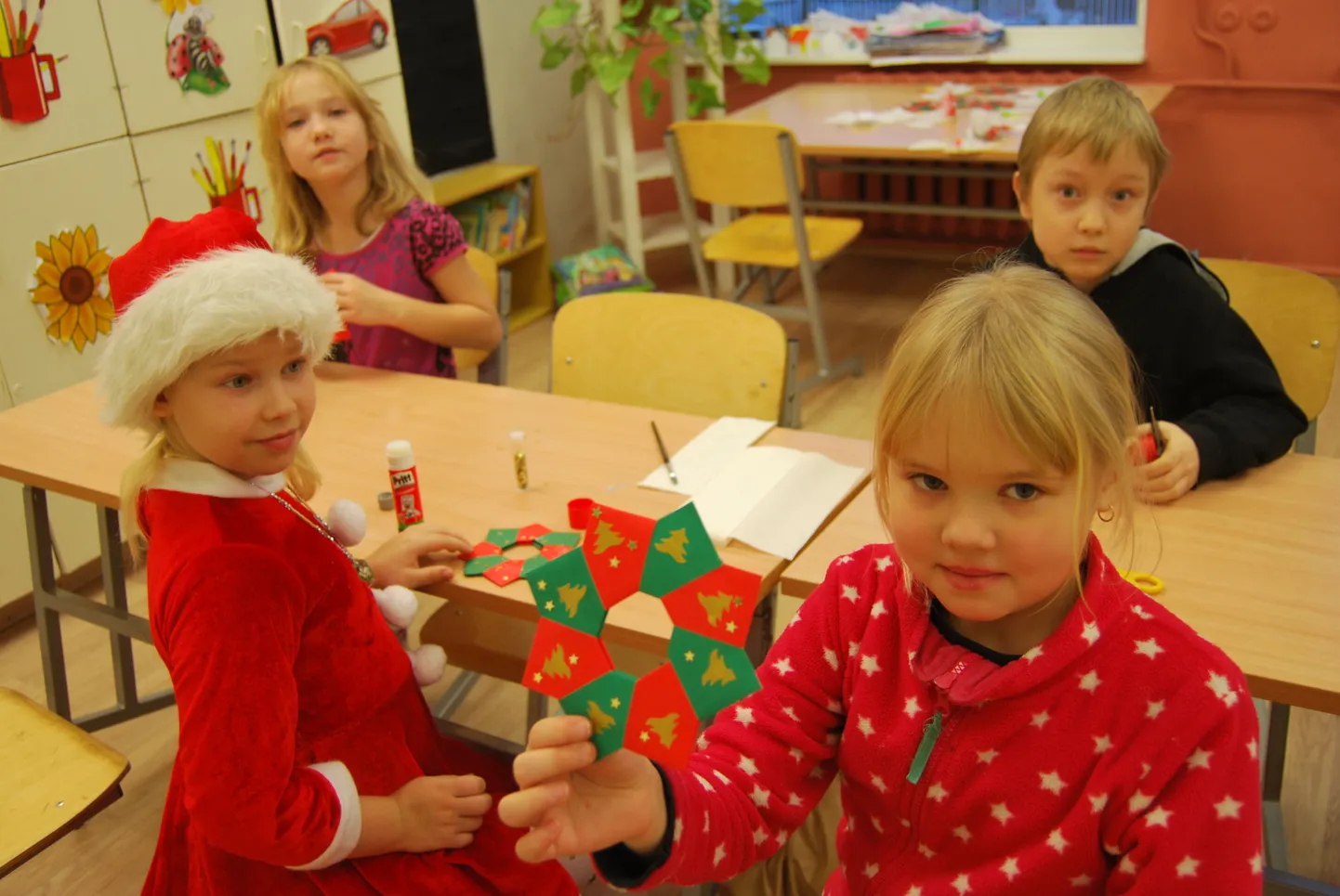 Raeküla koolis oli oodatud päev, kui jõulueelset tegevust jagus kaheksasse töötuppa.