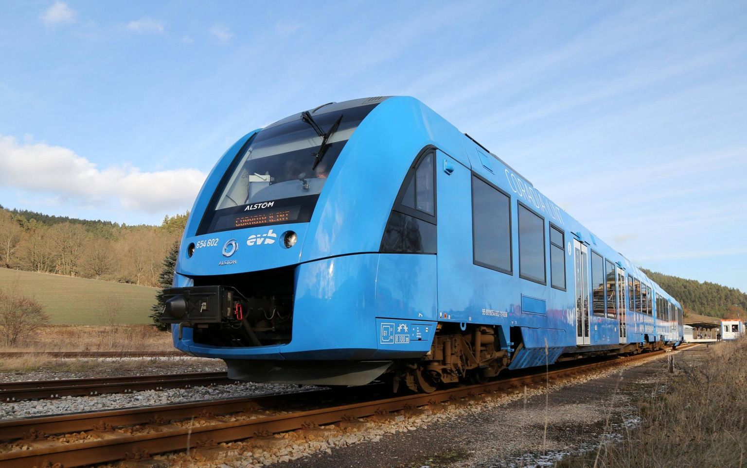 Vesiniku jõul liikuv rong ALSTOM Coradia iLint Saksamaal.