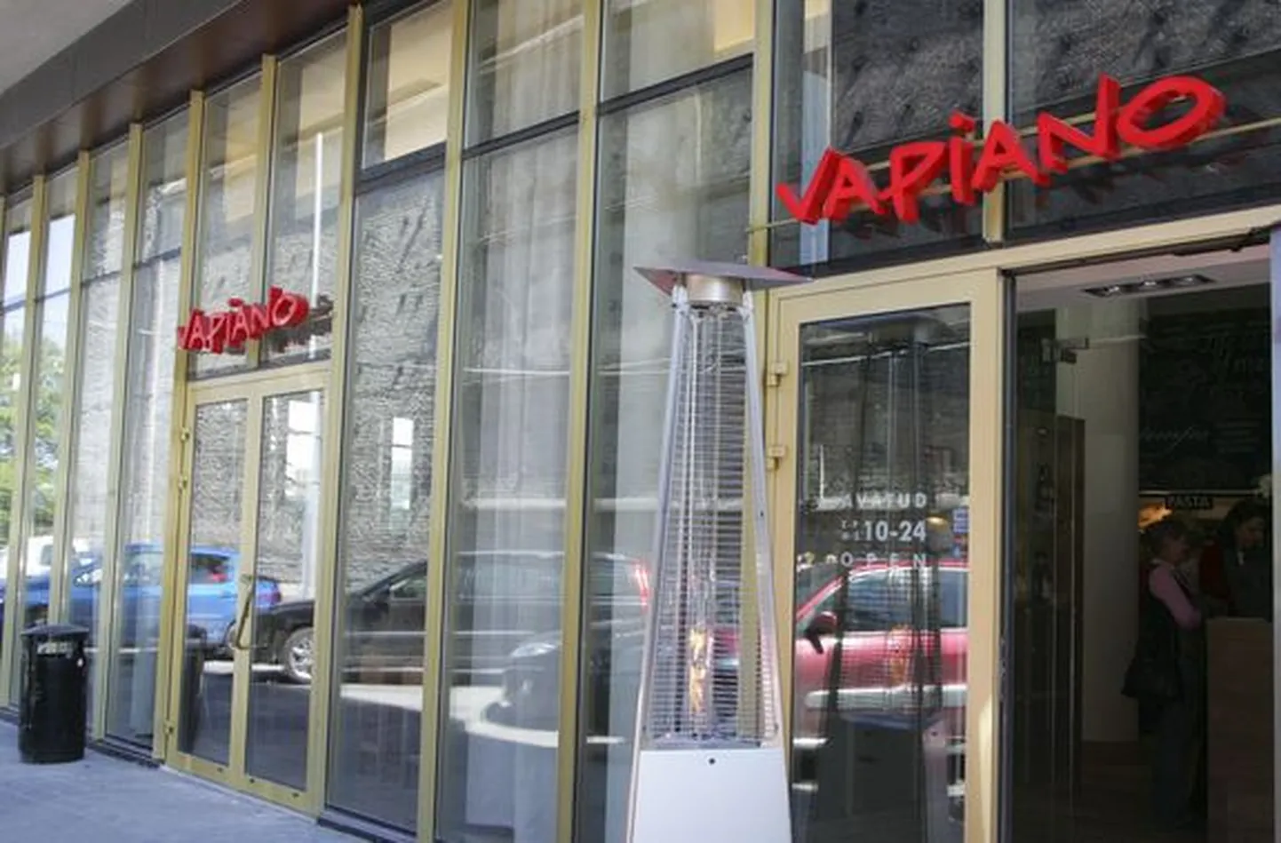 Vapiano restoran Hobujaama tänaval.