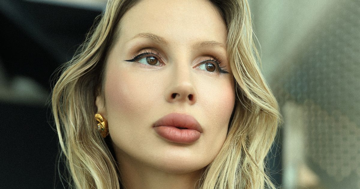 ФОТО Певица LOBODA украсила глянец своими чувственными фотографиями ...