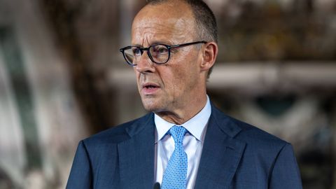 Merz kaalub Saksamaa valitsuse ümberkorraldamist pärast CDU tippjuhi tagasiastumist