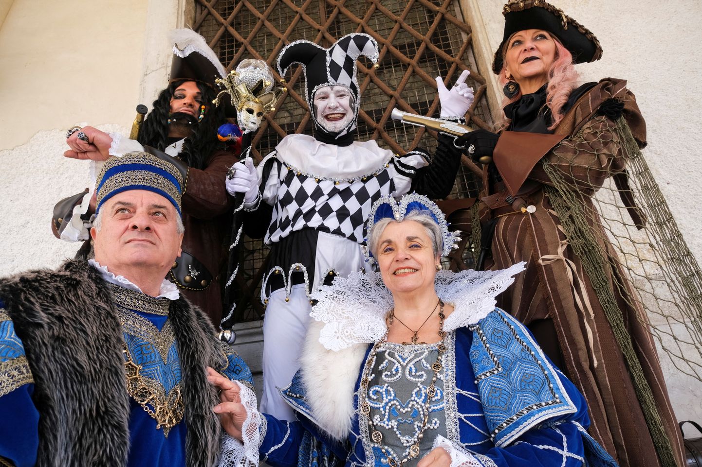 Itaalia Veneetsia selle aasta karnevalil osalevad inimesed. Foto on tehtud 13. veebruaril 2022
