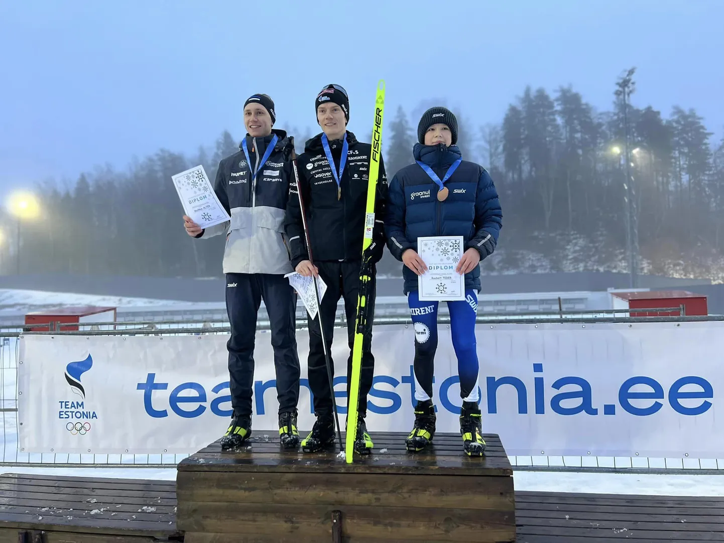 Eesti meistrivõistluste esikolmik kahevõistluses.