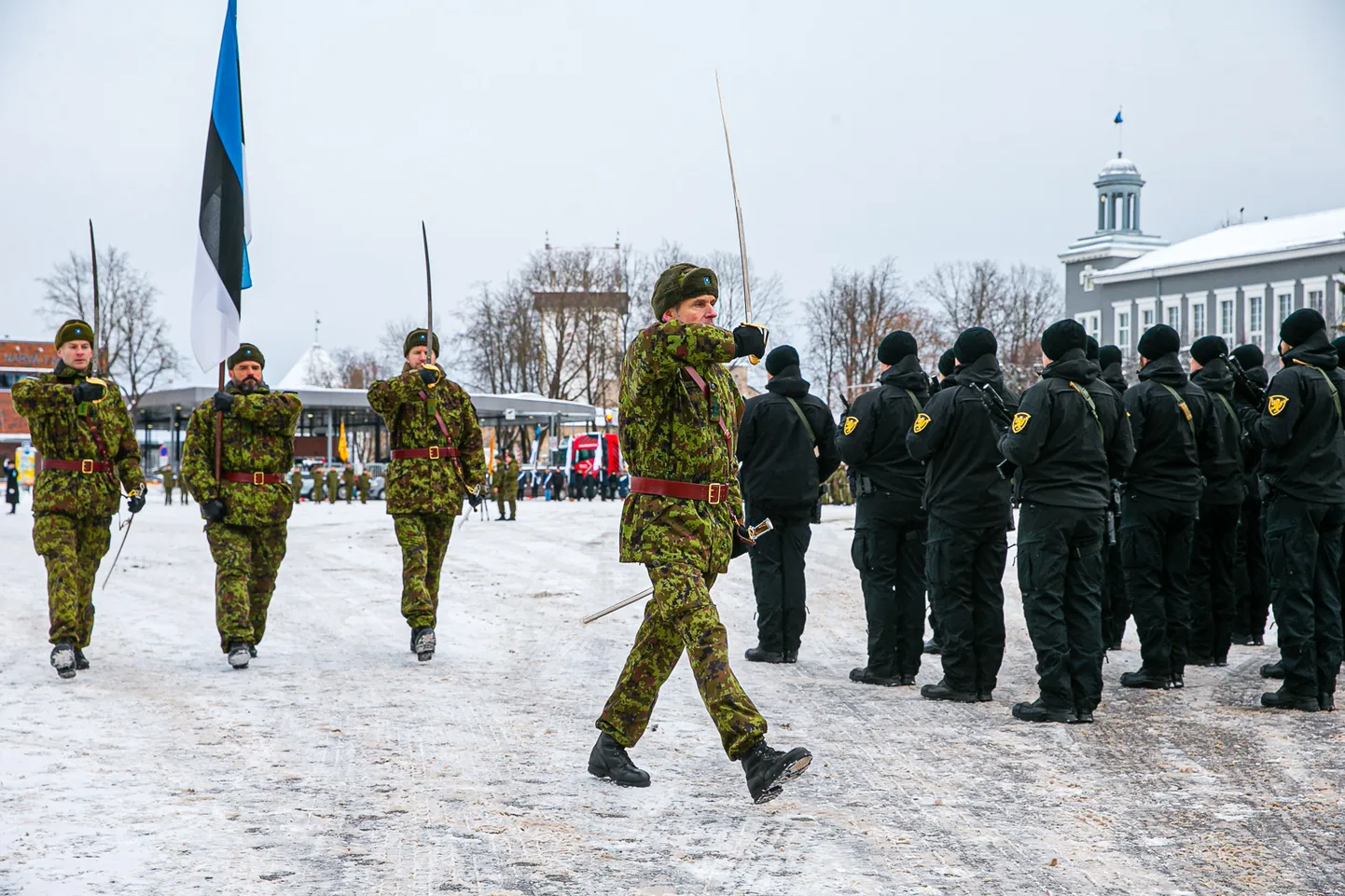 Narva tähistati Peetri platsil Vabadussõja relvarahu 102. aastapäeva.