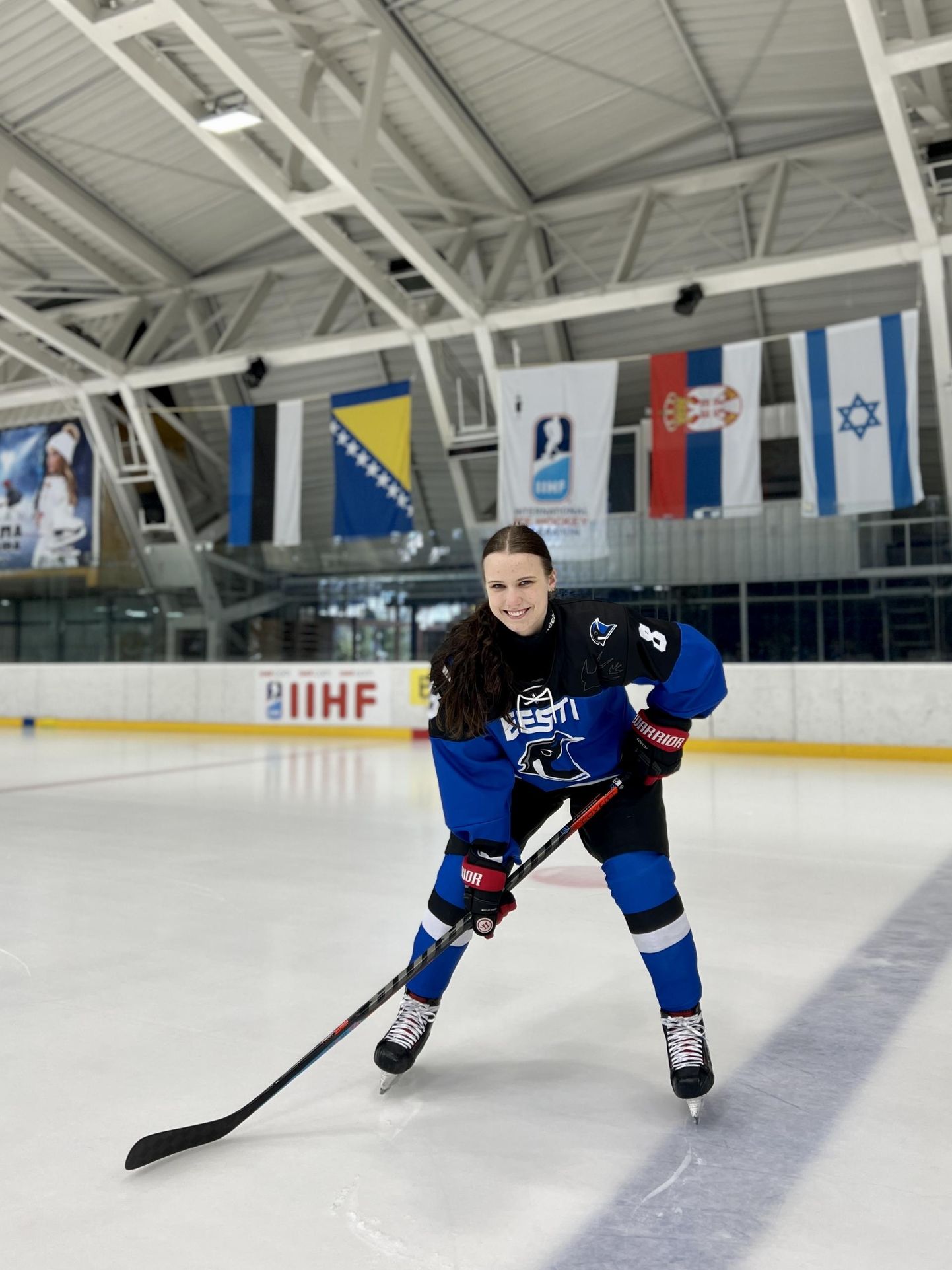 19-aastane Viljandi hokiklubi Fellin Fuuriad mängija Margaret Neering tegi eelmisel nädalal Serbias maailmameistrivõistluste kolmanda divisjoni B-grupi turniiril kuldse koondisedebüüdi.