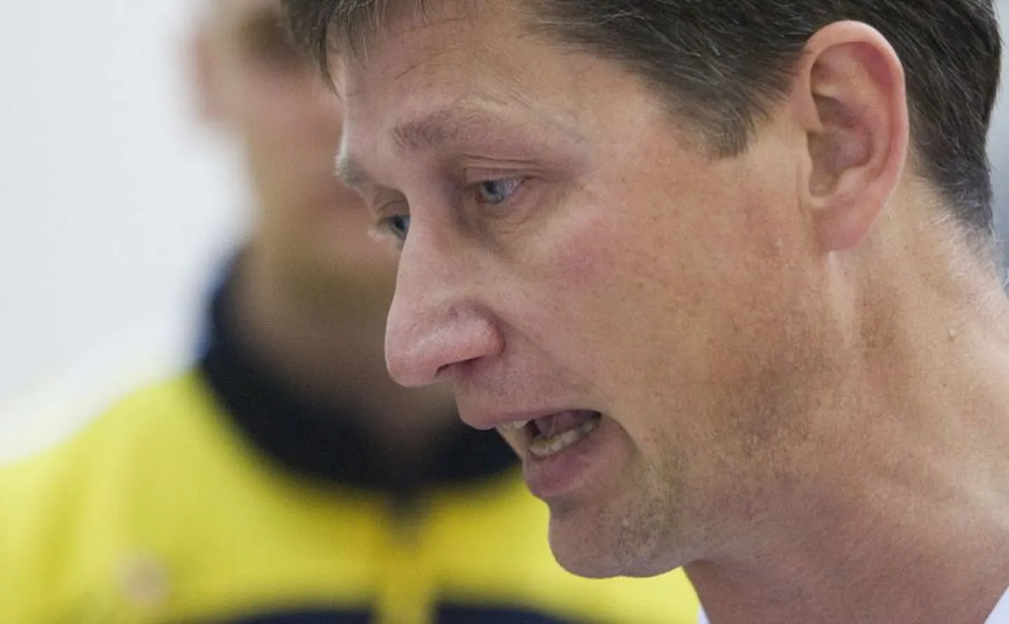 Pikk pink on andnud Pärnu võrkpallimeeskonna peatreenerile Andrei Ojametsale palju vangerdamisruumi.