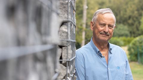 Siim Kallas esitleb raamatut Alverite saagast