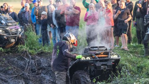SUUR GALERII ⟩ Muda ja maasturid: Viljandimaal algas suur suvesõit