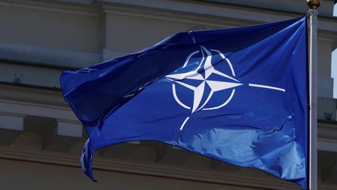 Kaitsekulutuste eesmärgi täidavad tänavu kümme NATO liikmesriiki