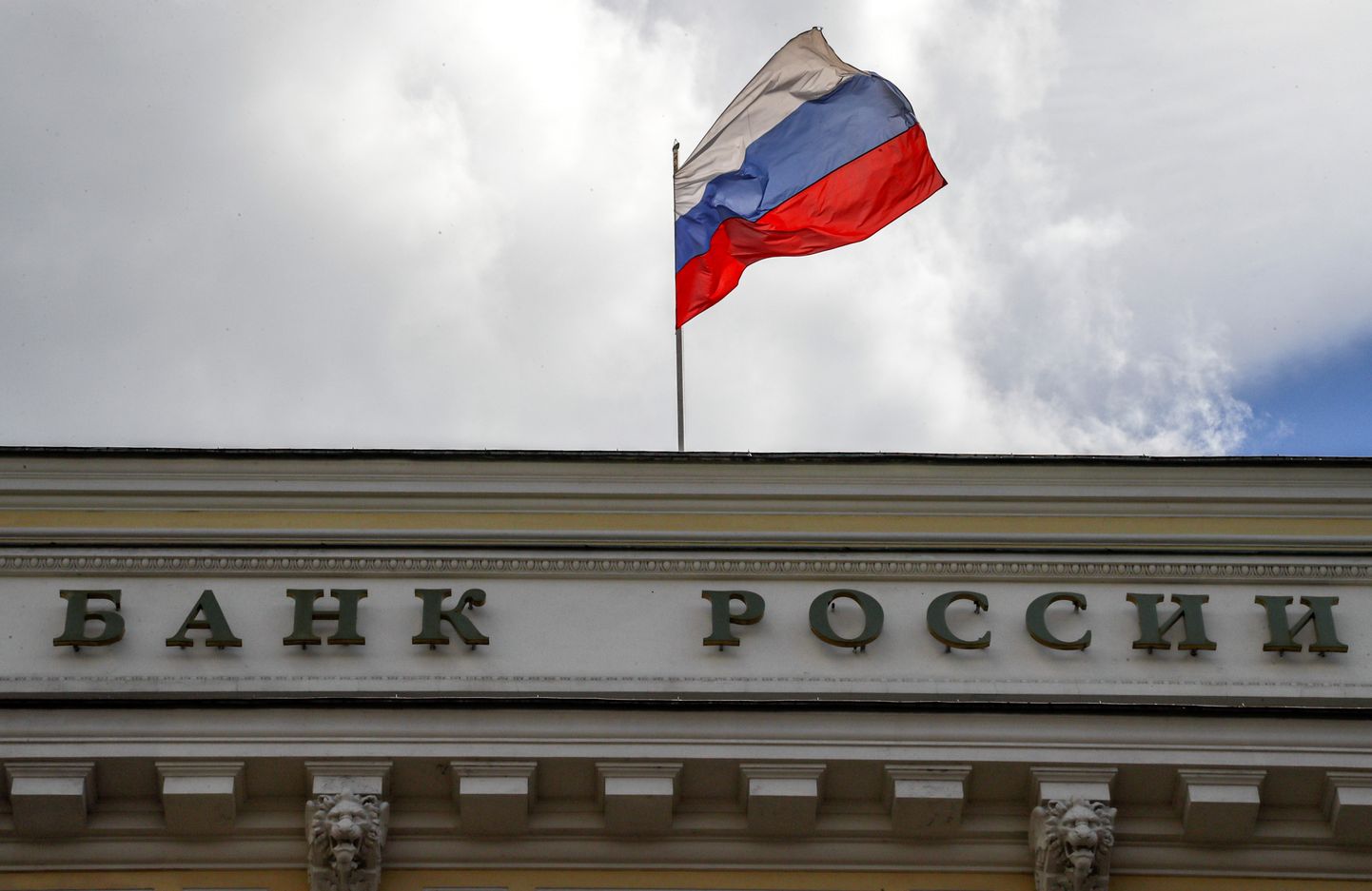 Venemaa keskpank hoolitseb selle eest, et välismaalased ei saa veel kuus kuud teha tehinguid Venemaa ettevõtete aktsiatega