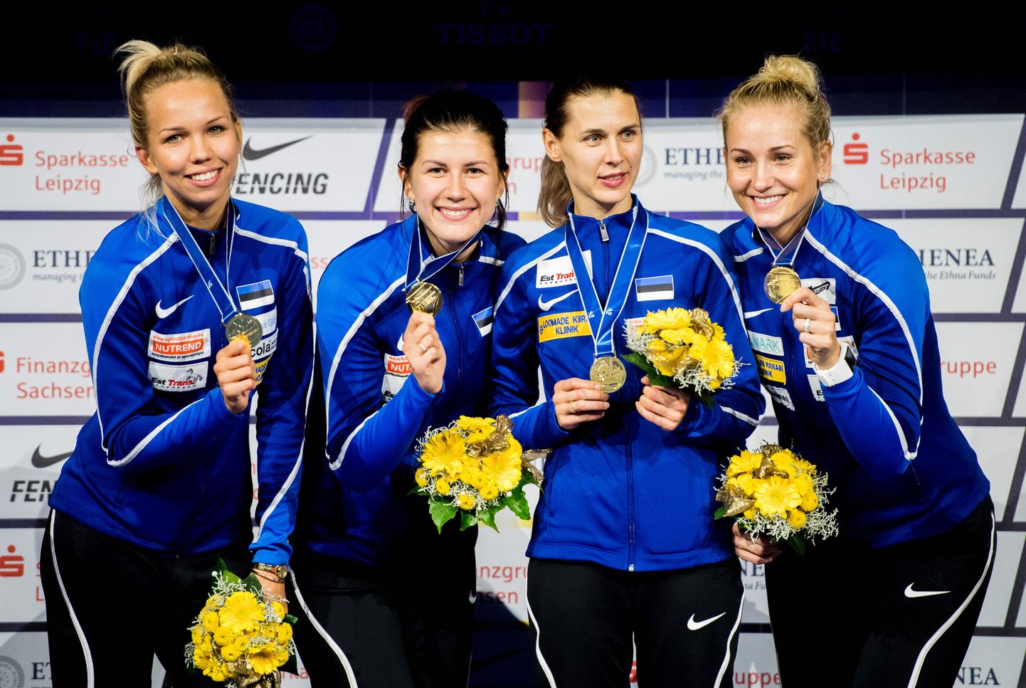 Epee naiskondlikud maailmameistrid (vasakult) Erika Kirpu, Julia Beljajeva, Erina Embrich ja Kristina Kuusk.