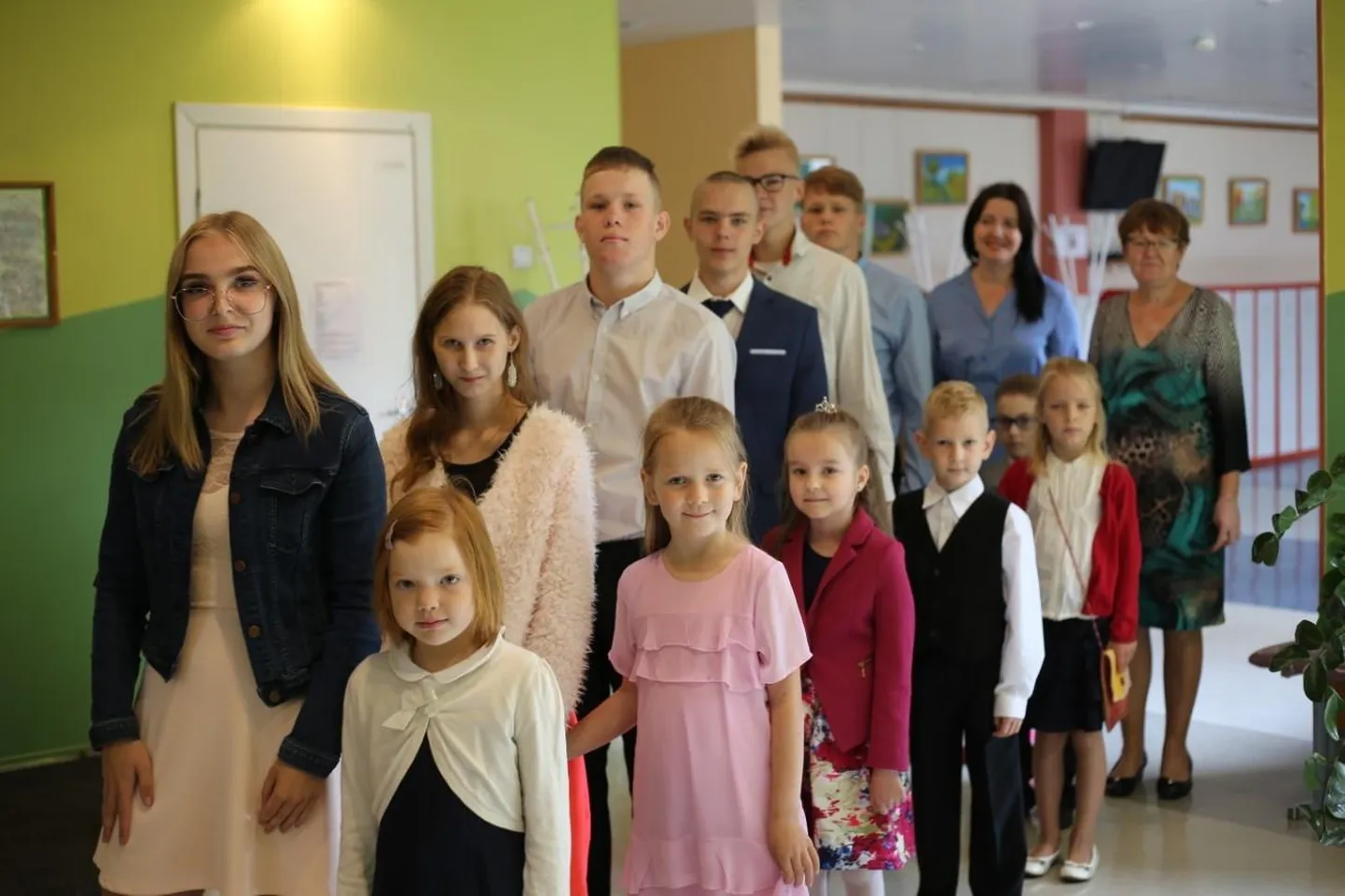 Tilsi põhikooli avaaktus peeti juba 24. augustil. FOTO: Tilsi Põhikool