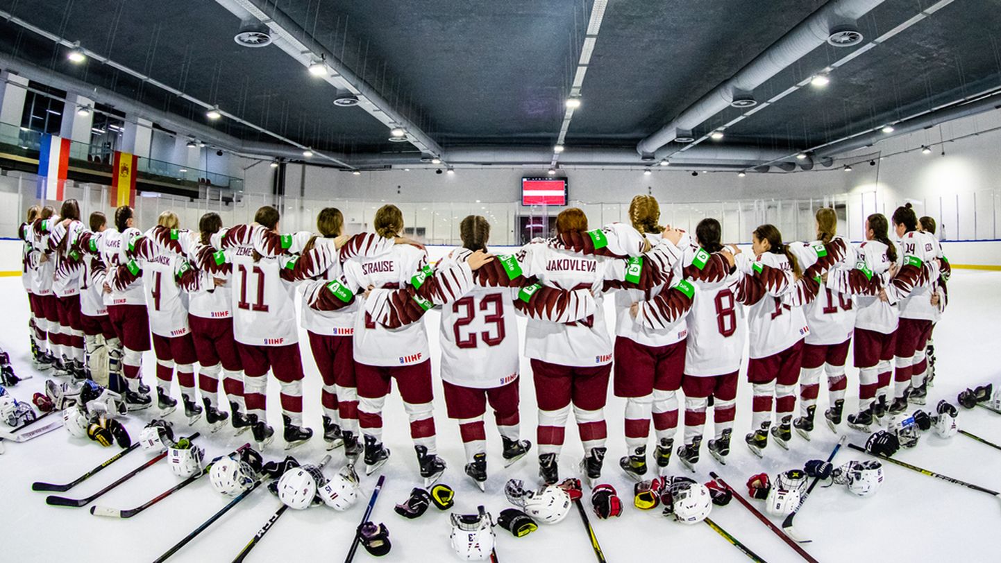 Latvijas U-18 izlases hokejistes