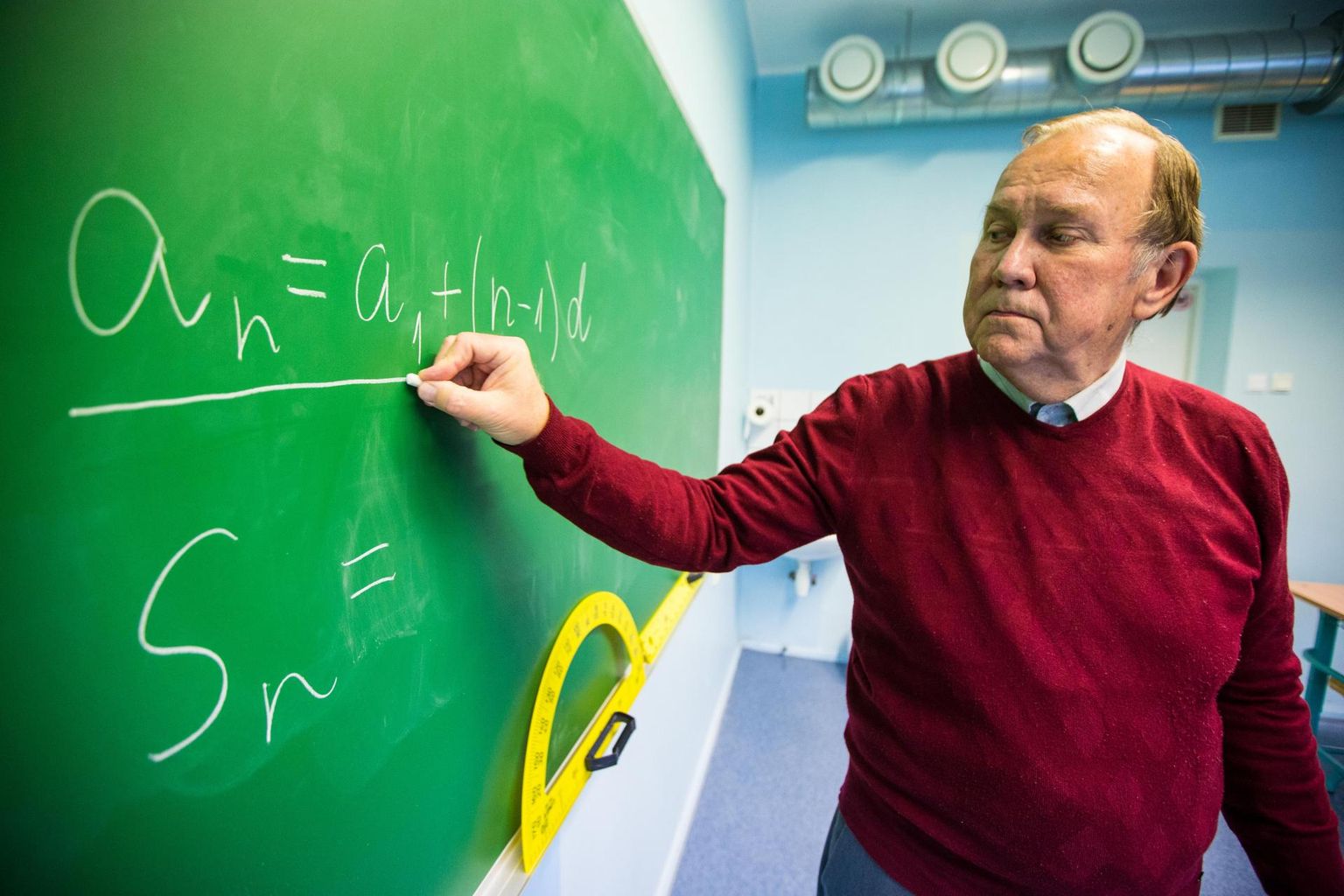 Vinni Pajusti gümnaasiumi matemaatikaõpetaja Rein Murs