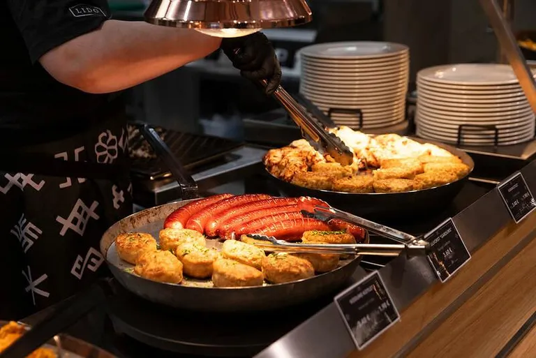 Kes soovib, võib proovida lätlaste grillvorsti Gardumsit.