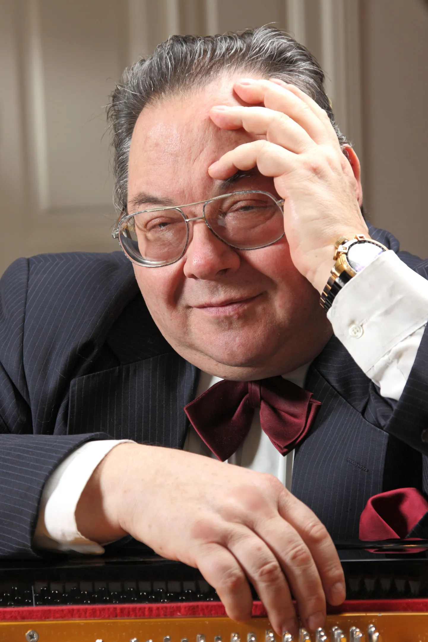 Николай Петров.