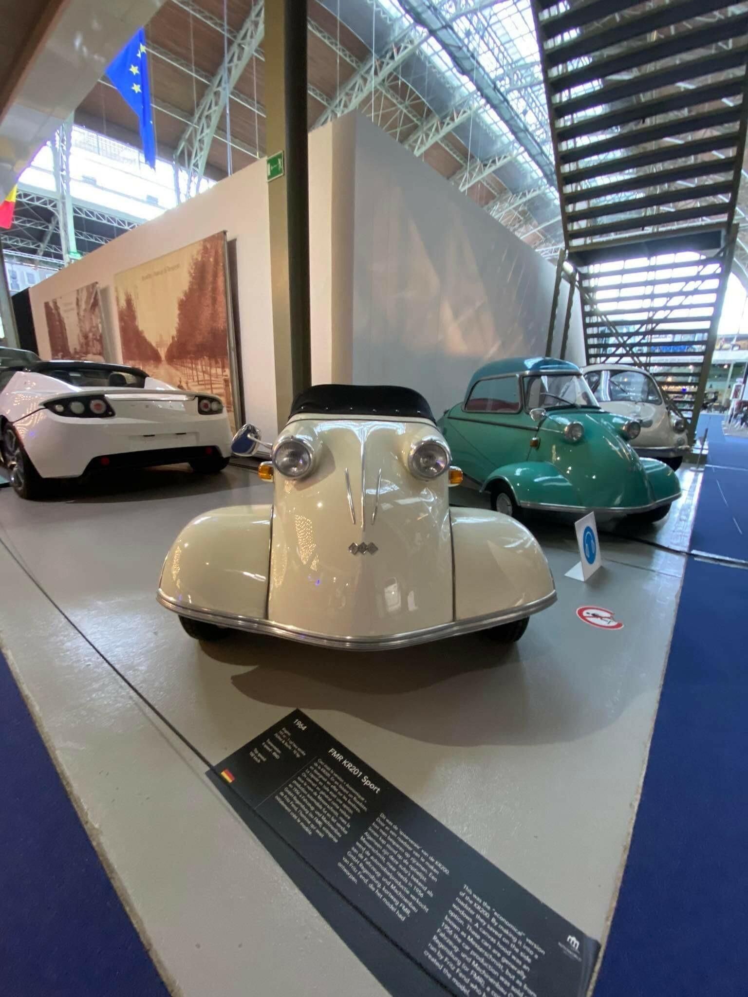 Pärast Euroopa Parlamendis käiku uudistasid õpilased automuuseumi eksponaate.