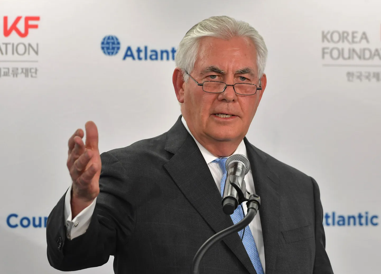 USA välisminister Rex Tillerson kutsus Põhja-Koread kõnelustele.