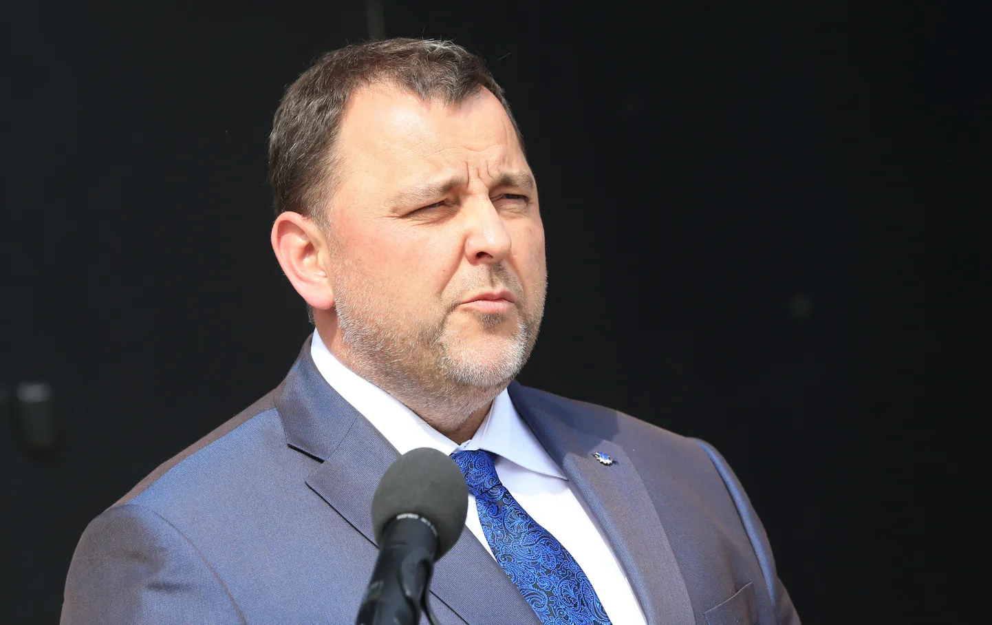 Rahandusminister Sven Sesteril tuleb eelarvearutelude käigus leida koos teiste valitsuseliikmetega lahendus ka järgmise aasta ootamatudele kuludele.