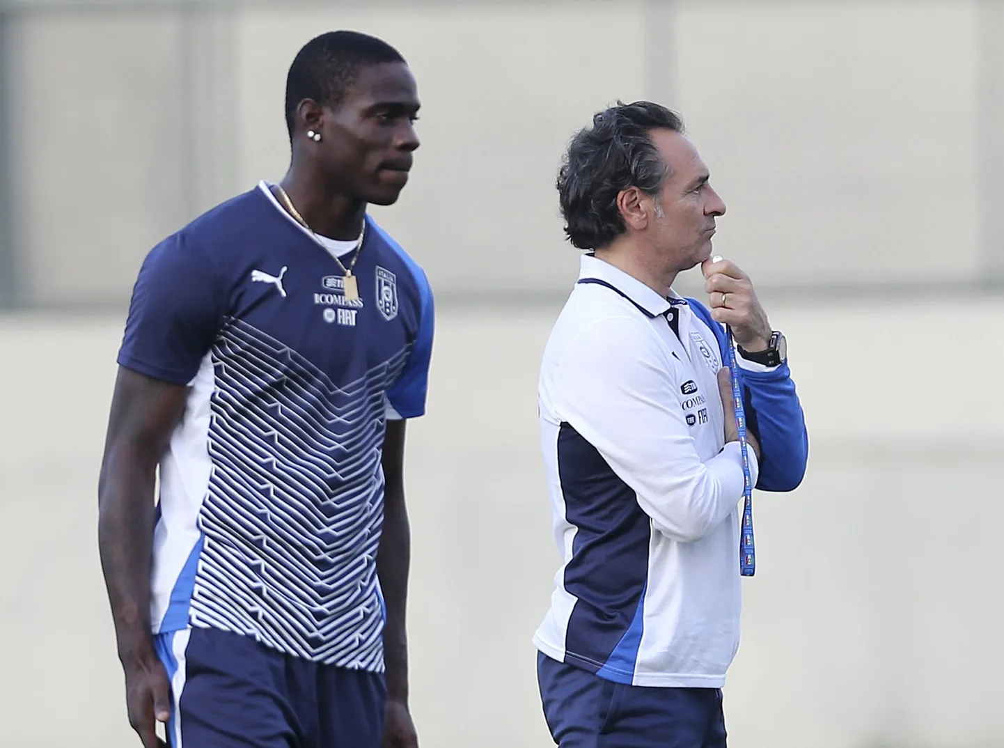 Mario Balotelli ja Itaalia koondise peatreener Cesare Prandelli.