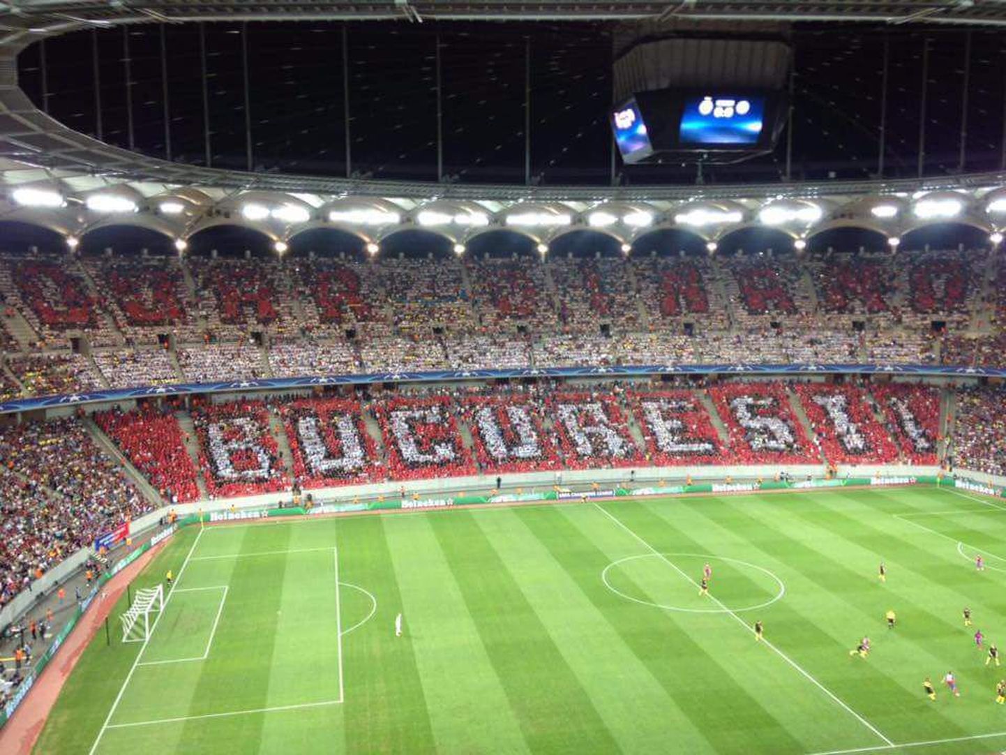 Bukaresti Dinamo fännid tegid vihavaenlase Steaua kulul kavalalt nalja.
