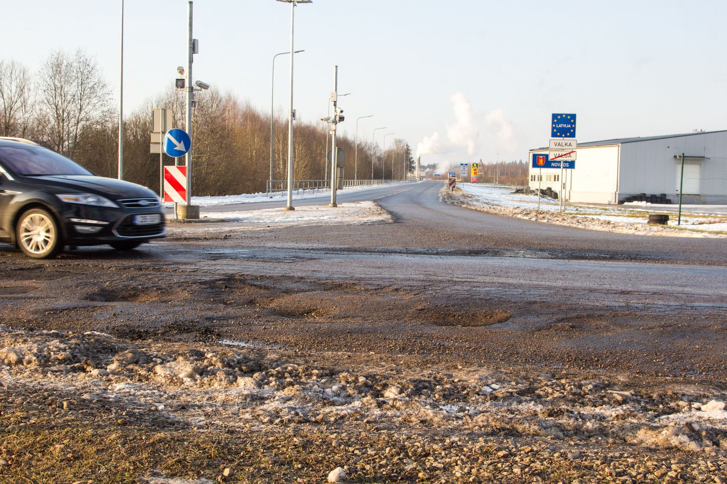 Viljandi tänava ja Valga-Uulu maantee on rahvusvahelise tee ristumispaik Valgas.