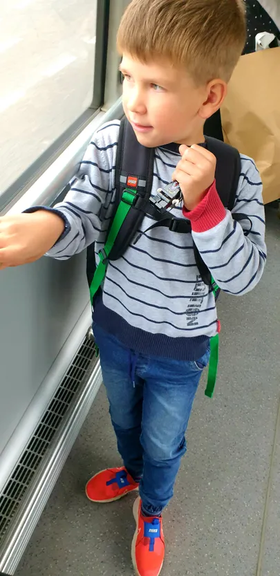 Bussis. Algab kollase auto mäng.