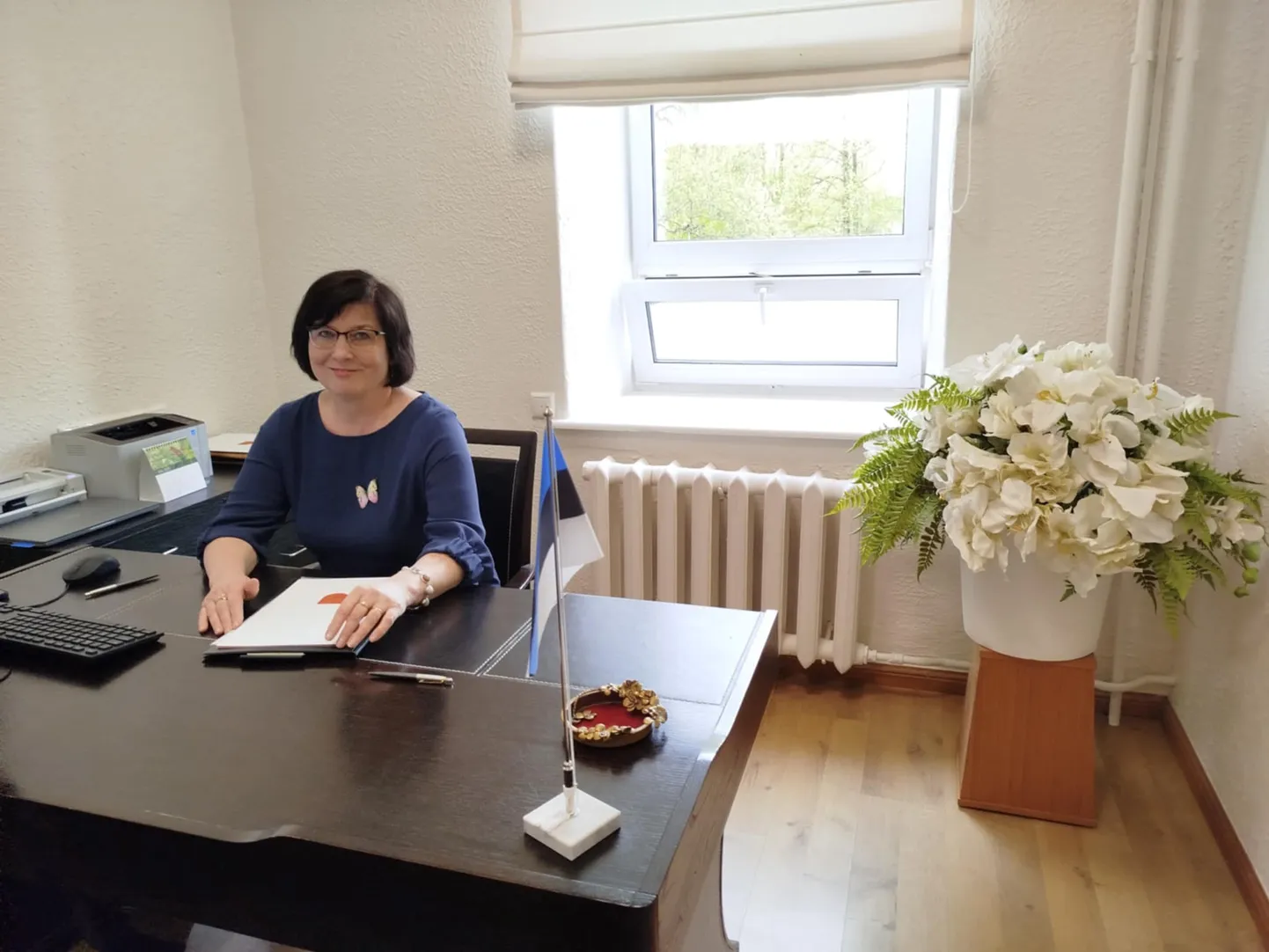 Kristina Aabrams sõlmib abielusid Tartus õnnepalees.