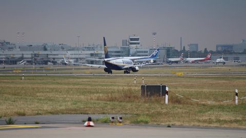 В России пропал пассажирский самолет