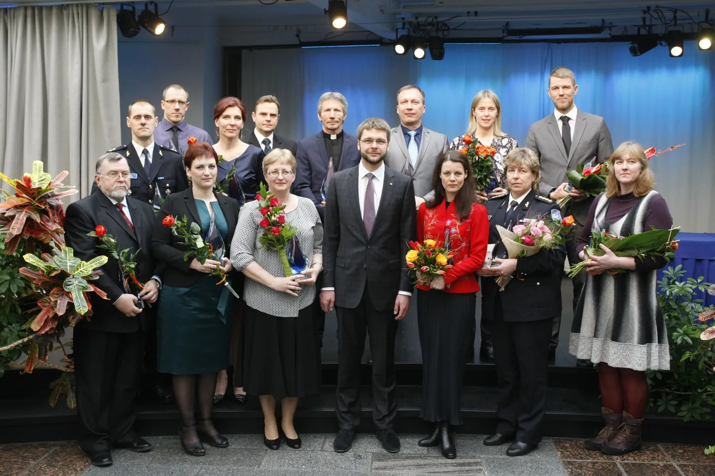 Esimene rida vasakult paremale: Peeter Rehema, Olesya Zdobnykh, Tatjana Laadi, Jevgeni Ossinovski, Varje Ojala-Toos, Annela Floren, Ingrid Purge.

 Teine rida vasakult paremale:

Elar Sarik, Elmo Krumm, Katrin Satsi, Toomas Kask, Avo Kiir, Elari Hiis, Anu Vares, Kaspar Taimsoo