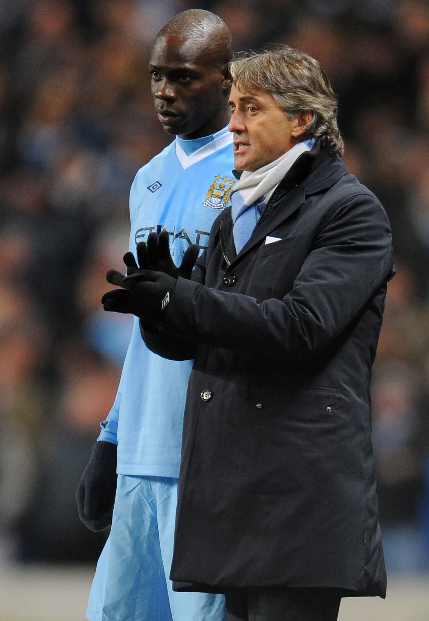 Manchester City peatreener Roberto Mancini ja Mario Balotelli.