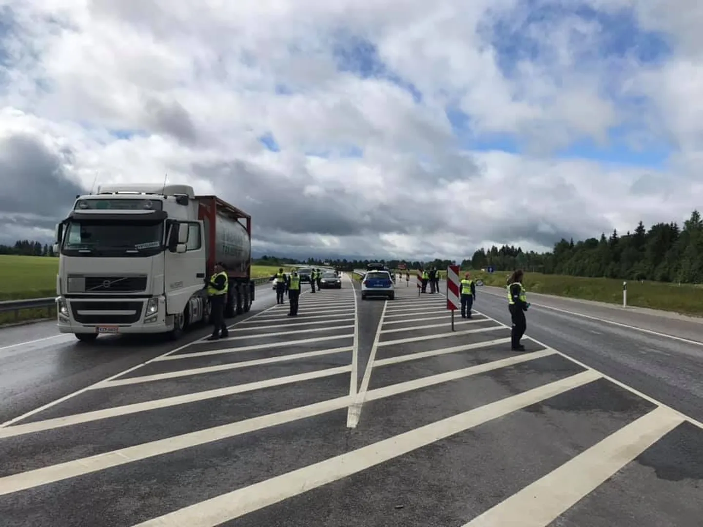 Puhumise käigus jäid mitmed joobes juhid politseile vahele.