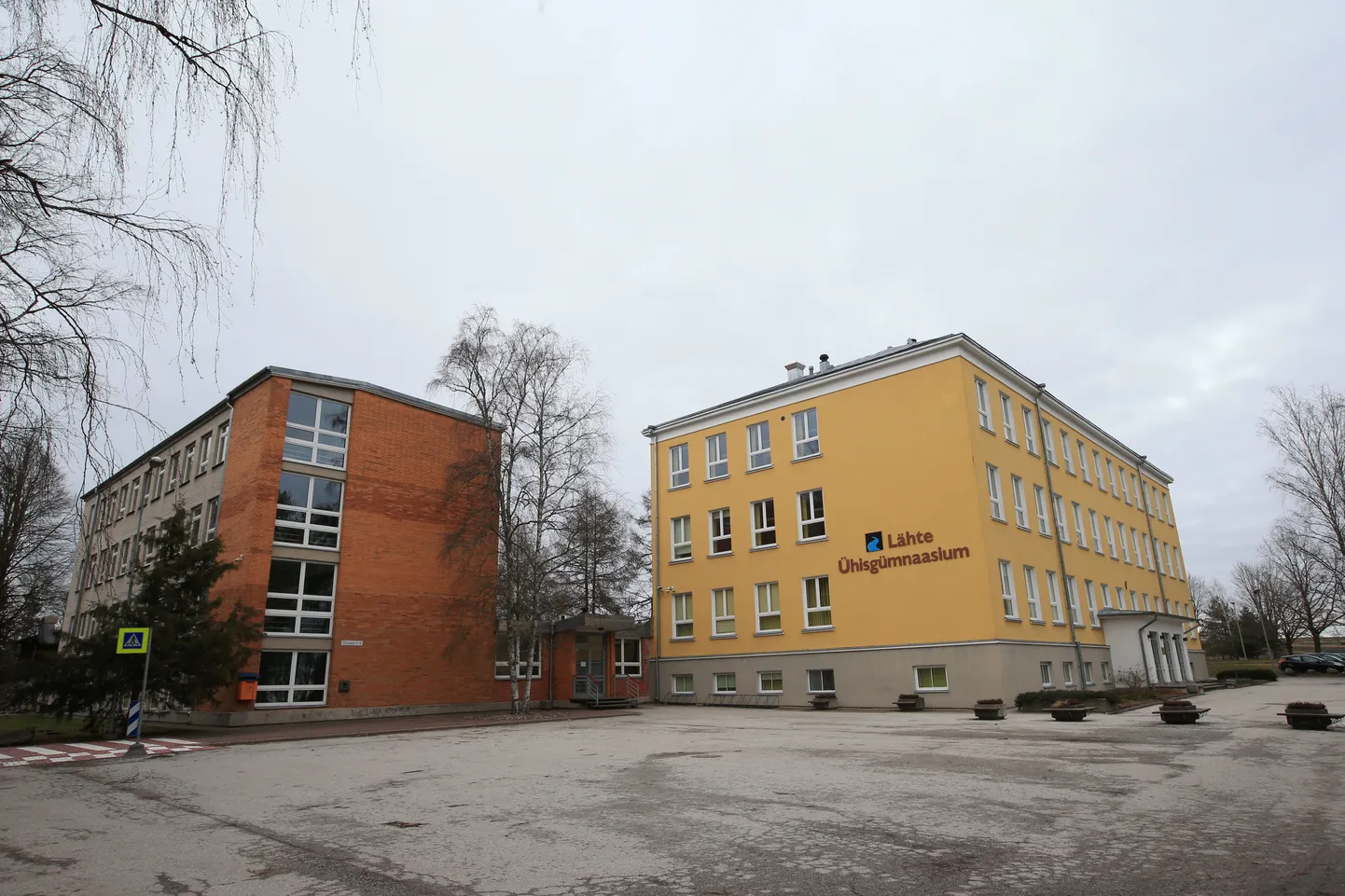 Lähte kooliga seotud inimestel on koroona tuvastatud kahel inimesel.