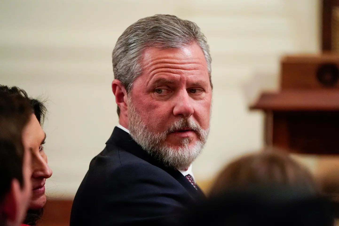 Jerry Falwell Jr. Valges Majas.