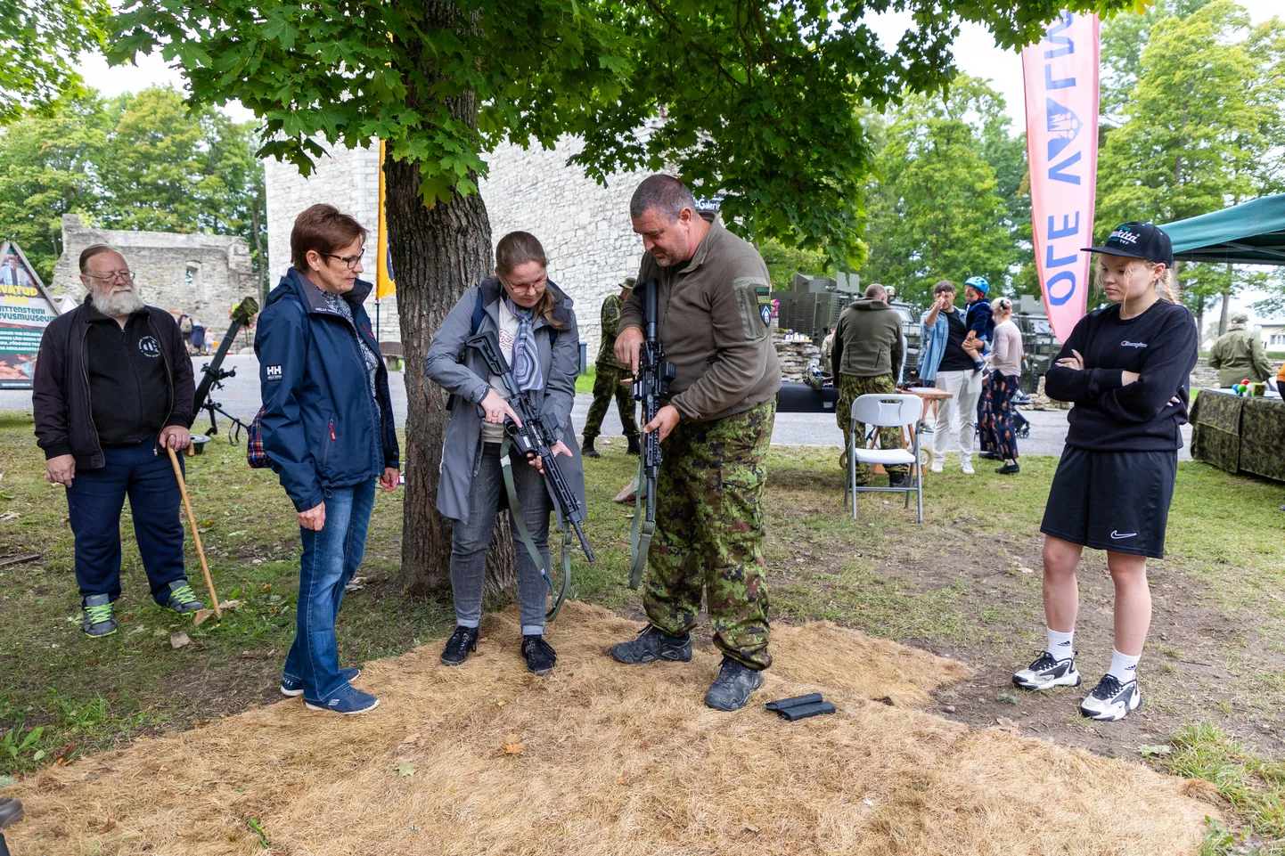 Kaitseliidu Järva maleva tutvustuspäev Vallimäel